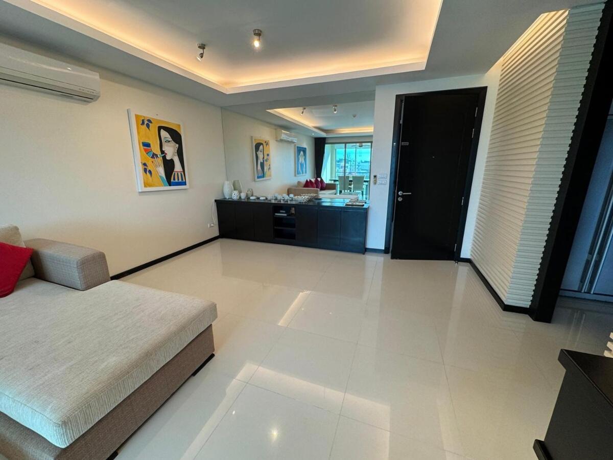 Modern 2-Bedroom Condo In Kamala Near The Beach エクステリア 写真