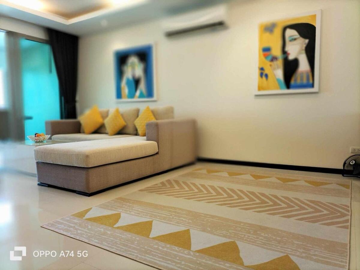 Modern 2-Bedroom Condo In Kamala Near The Beach エクステリア 写真