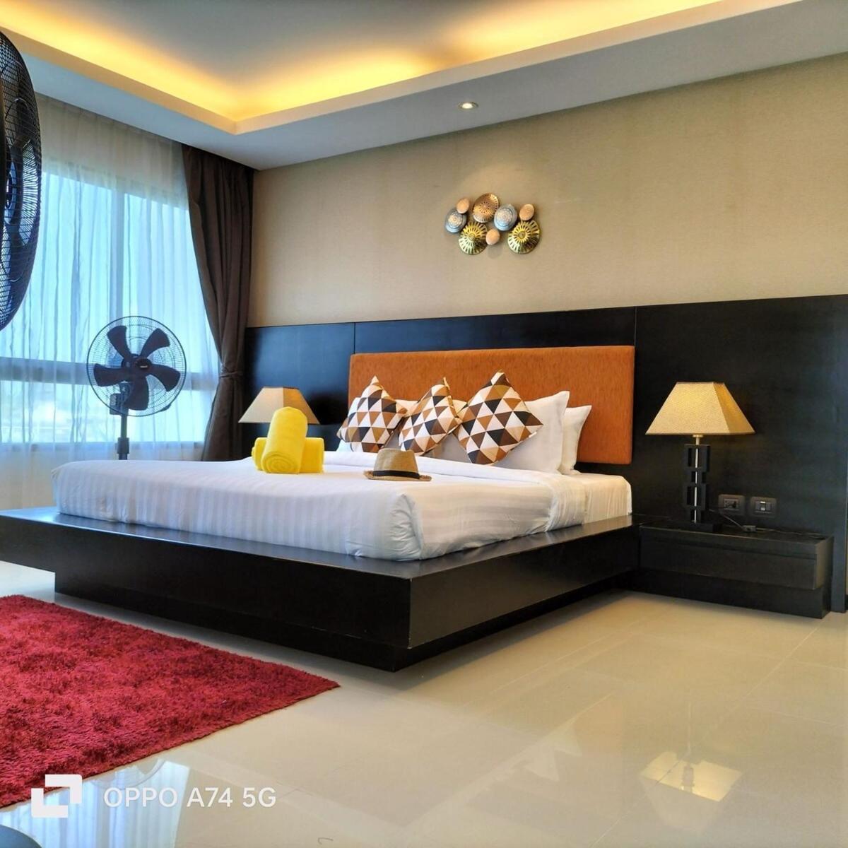 Modern 2-Bedroom Condo In Kamala Near The Beach エクステリア 写真